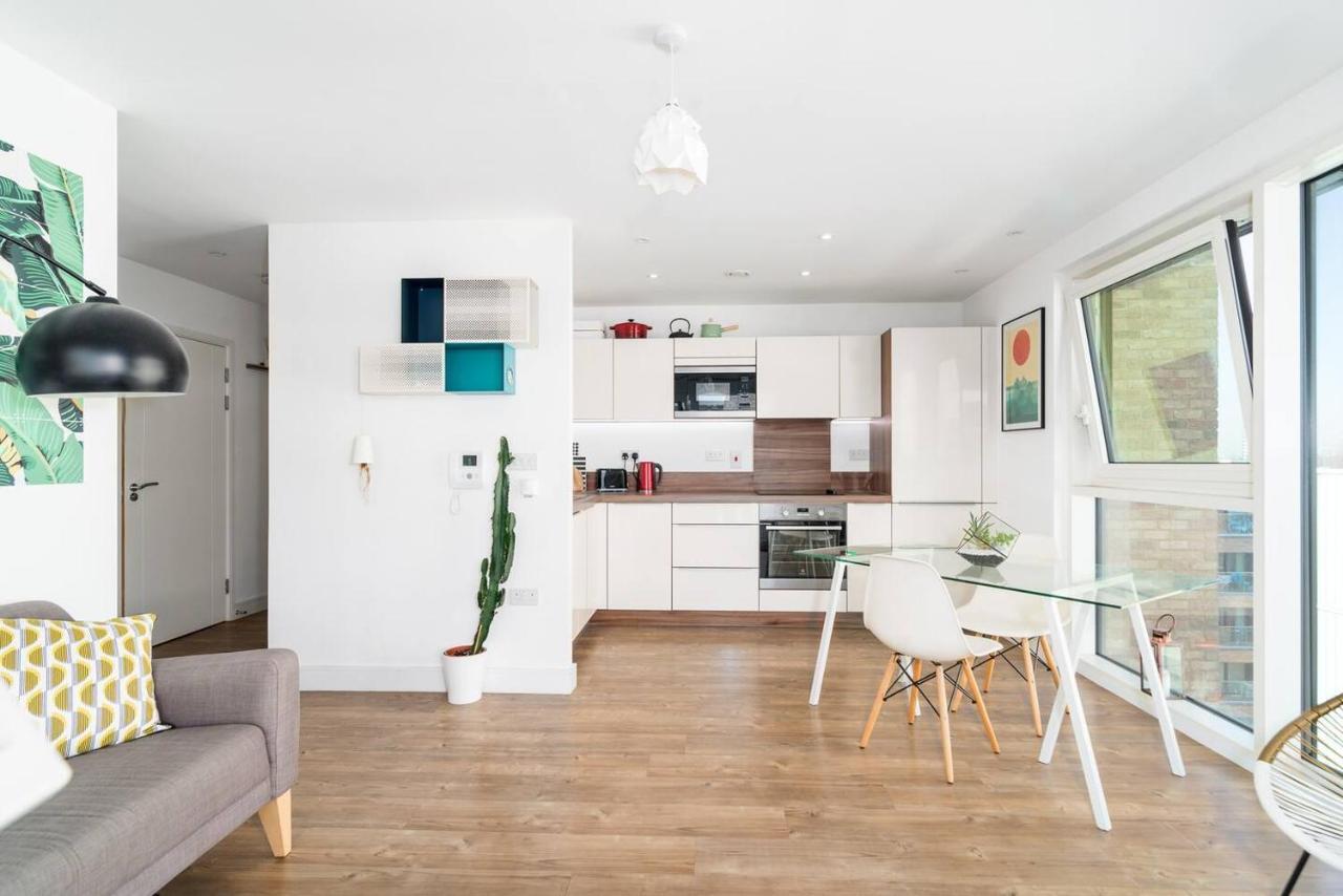 Joivy Lovely Studio Flat With Terrace In Southeast Londres Exterior foto